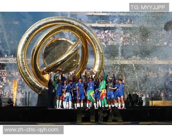 世俱杯决赛前瞻：切尔西与巴黎的巅峰对决能否再创辉煌历史